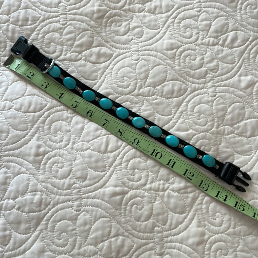 Dog Collar | Unique turquoise stone and silver bead dog collar.